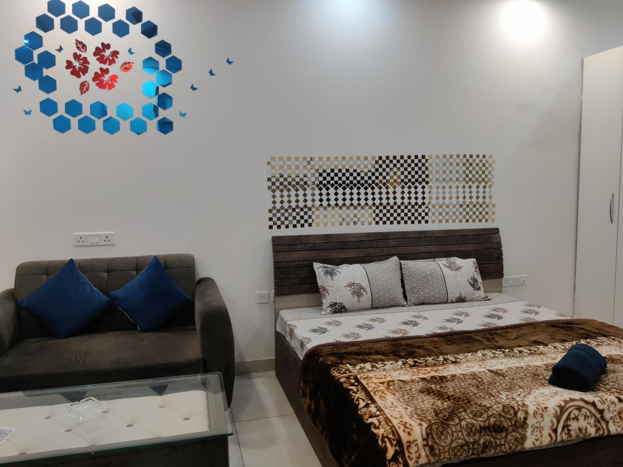 The Forest Stays-Luxury Studio Apartment In Noida Exterior foto