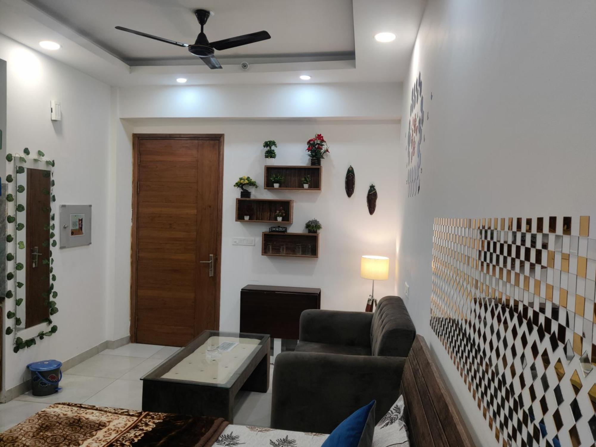 The Forest Stays-Luxury Studio Apartment In Noida Exterior foto